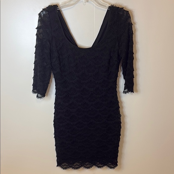 Guess Black Bodycon Mini Dress Scoop Neck 3/4 Sleeve - Picture 1 of 4